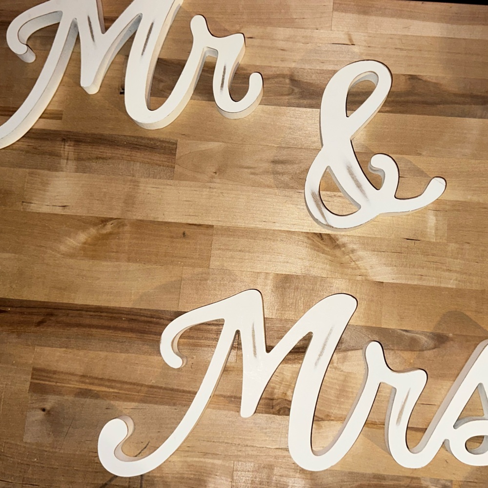 Mr & Ms white table Letters